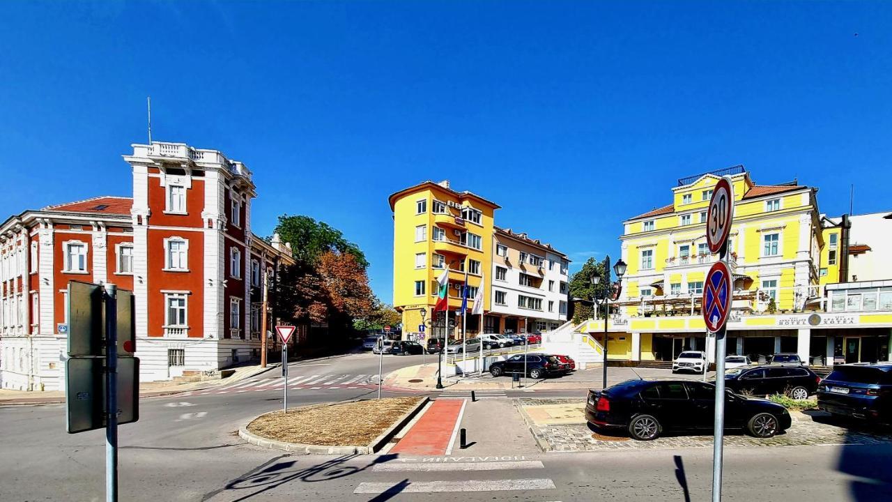 Old Town City Center Apartment รูเซ ภายนอก รูปภาพ